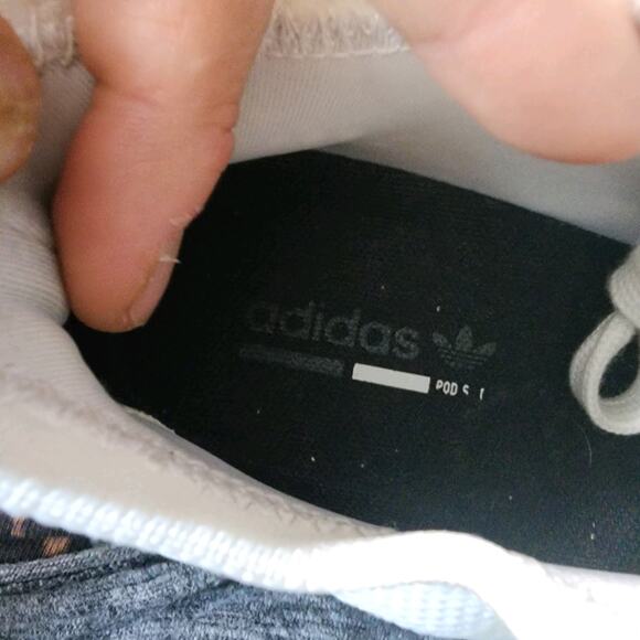 Women's Adidas Pod-S3.1 Sz 8.5 010357 White Knit Running Athletic Sneakers - Picture 7 of 8